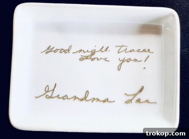 33 Heartfelt Gifts Your Best Friend Deserves 8 Custom handwritten note on a ceramic trinket dish, a sentimental gift