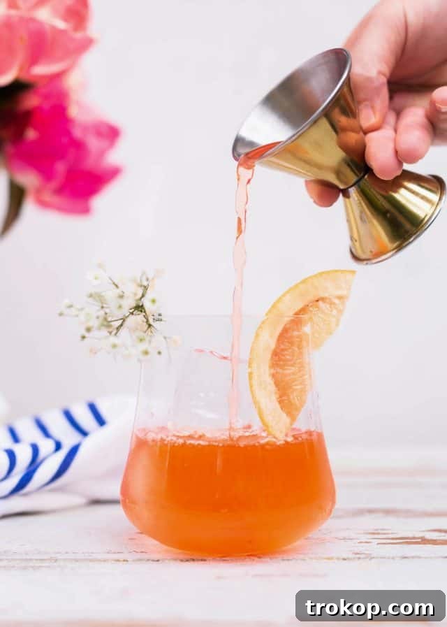 How To Make An Elderflower Aperol Spritz Cocktail