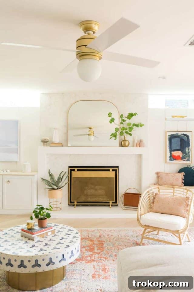 Modern living room with floor-to-ceiling molding and built-in cabinets