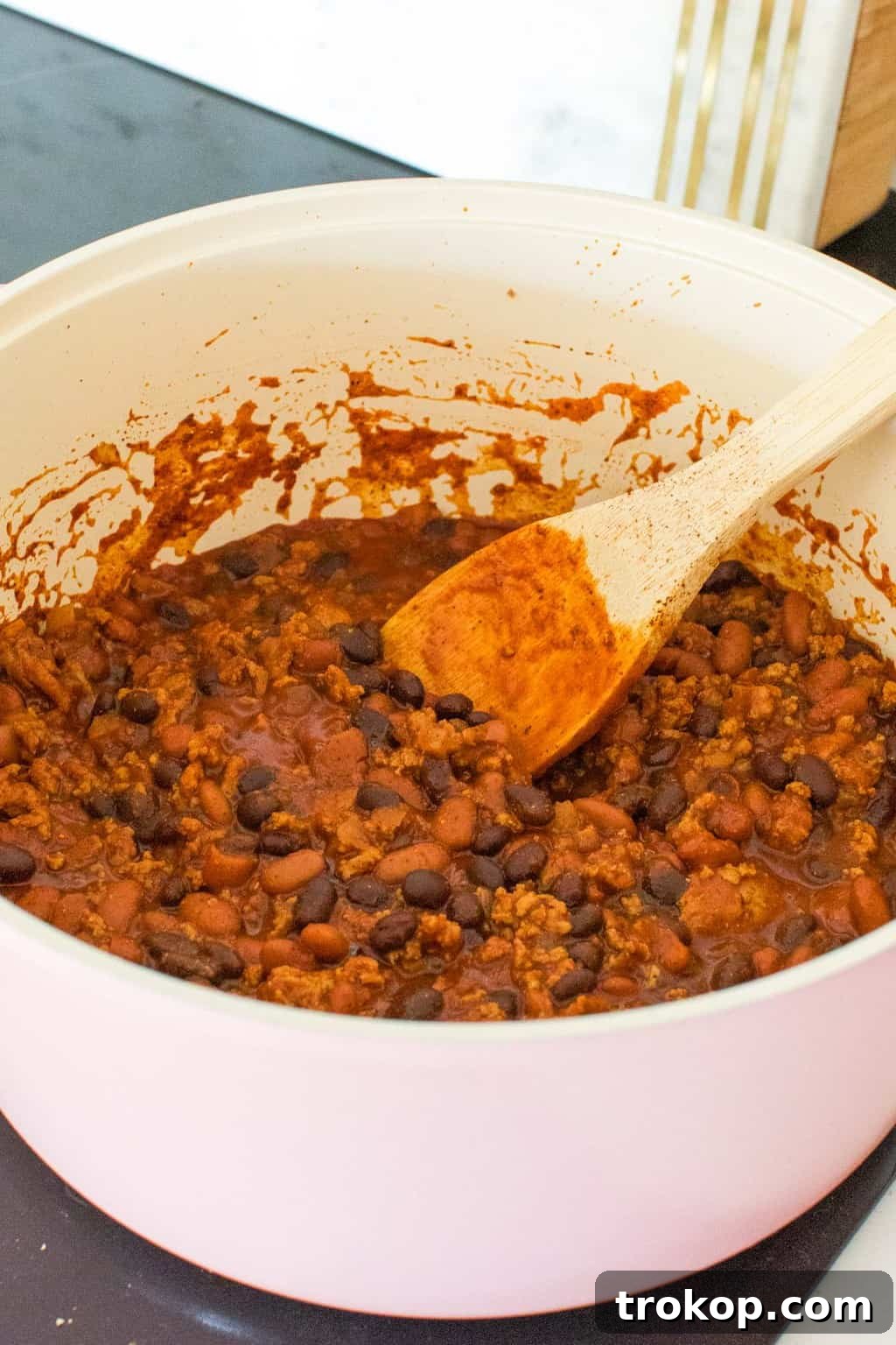 On-the-Go Frito Pie Jars 5 photo of how to make the chili for frito pie mason jason by top Houston lifestyle blogger Ashley Rose of Sugar & Cloth