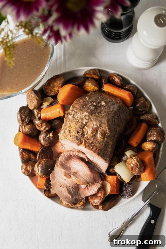Top Round Roast Recipe with Gravy
Savory Top Round Roast with Homemade Gravy 2 Top Round Roast Beef