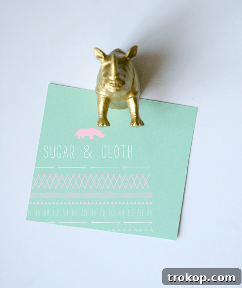 25 Dreamy Bedroom Ideas Little Girls Will Adore 12 DIY plastic animal magnet