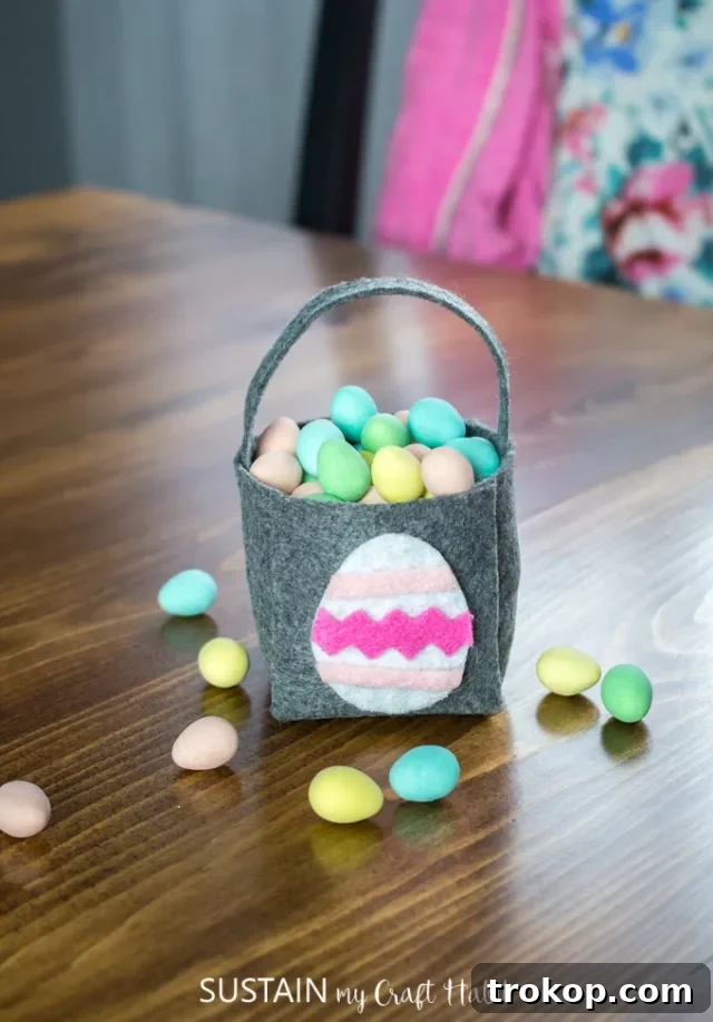Inspiring Handmade Easter Basket Creations 16 Adorable No-Sew Felt Easter Basket (with Template)