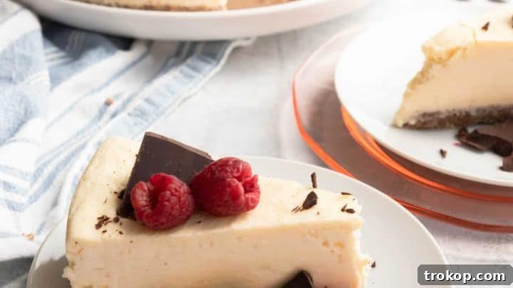 Keto Cheesecake: Low Carb Cheesecake Recipe