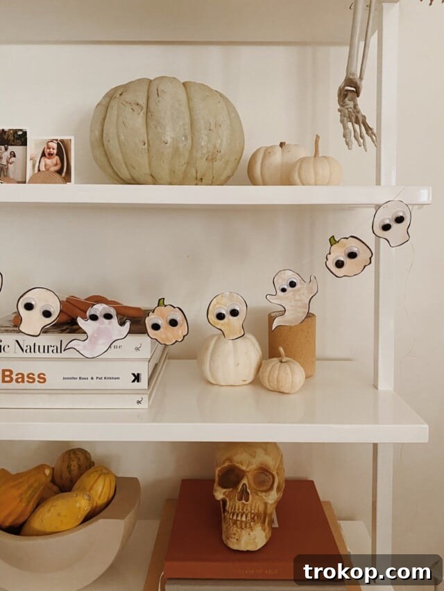 DIY Halloween printable garland with ghosts