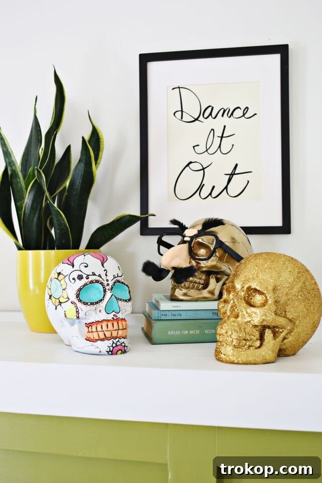 3 Ways to Decorate Halloween Skulls