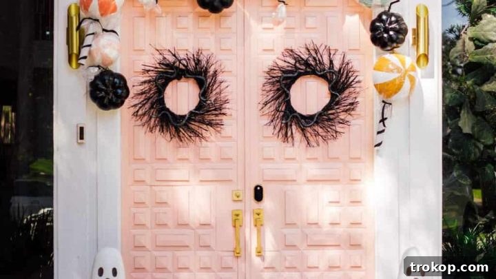 DIY Outdoor Halloween Decorations for Front Yard