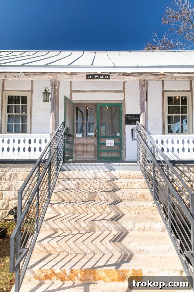 Explore New Braunfels: Attractions and Boutiques 12 Exterior of Lark Mason Associates Gallery in New Braunfels, Texas