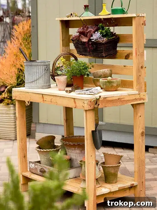 How to make a functional pallet potting bench for gardening projects, an excellent DIY recycled garden workstation