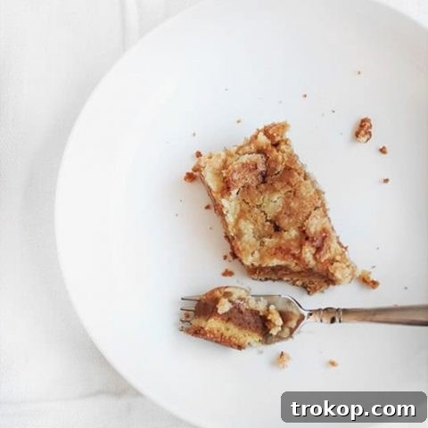 Autumn Spiced Pumpkin Crumb Cake 6 Pumpkin crumb cake - sugar and cloth