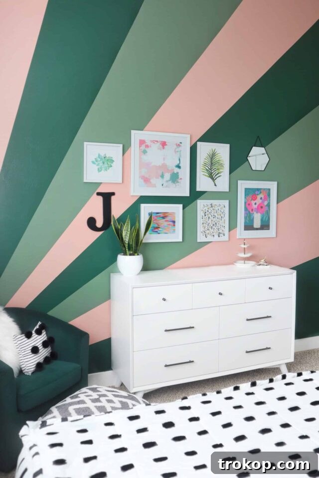 22 Girls' Room Paint Ideas to Make Her Space Her Own 14 Painted Sunburst Color-Blocked Wall