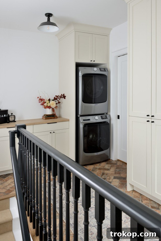 Tiny Laundry Room Idea