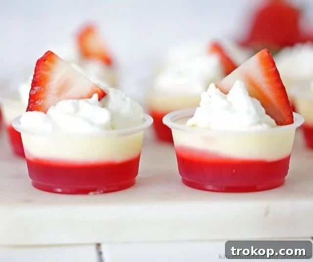 Strawberry Cheesecake Pudding Shots