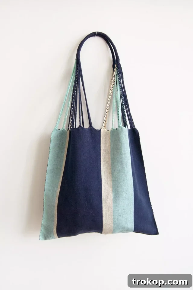 The Global Trunk Chiapas Colorblock Hammock Bag